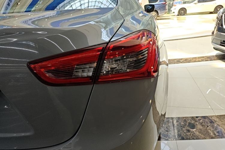 Used Maserati Ghibli 2014 3.0T Standard Edition Right Rear Taillight