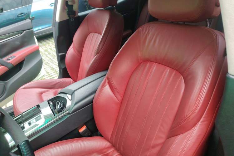 Used Maserati Ghibli 2014 3.0T Standard Edition Left Front Seat