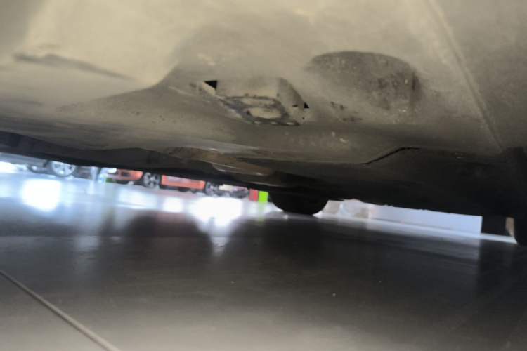 Used Maserati Ghibli 2014 3.0T Standard Edition Chassis Front Left