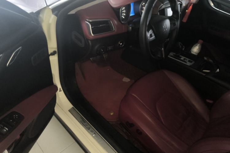 Used Maserati Ghibli 2014 3.0T Standard Edition Driver Seat