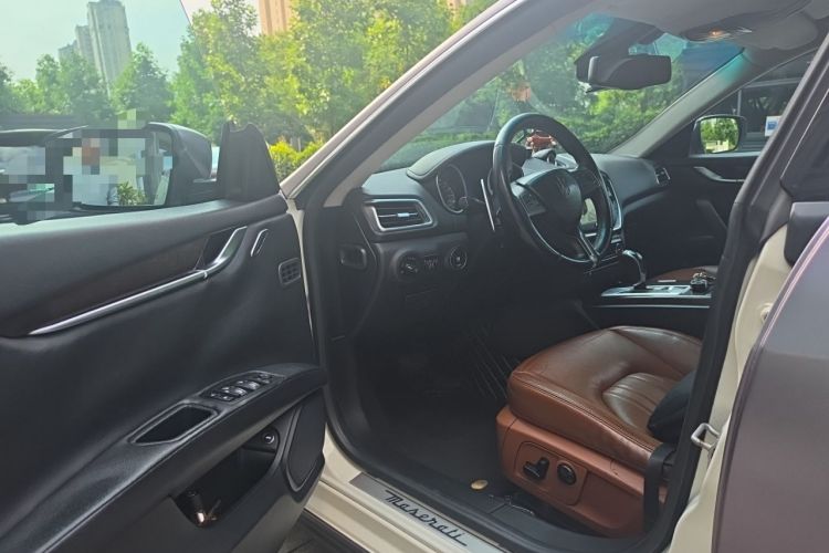 Used Maserati Ghibli 2014 3.0T S Q4 Driver Seat