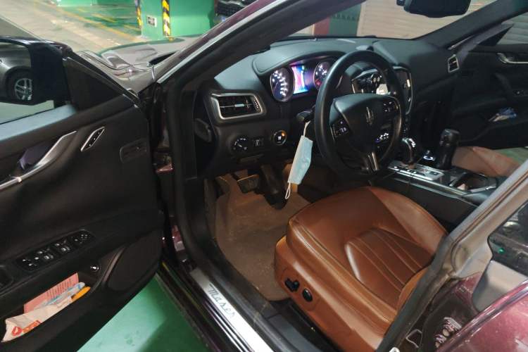 Used Maserati Ghibli 2014 3.0T Standard Edition Driver Seat