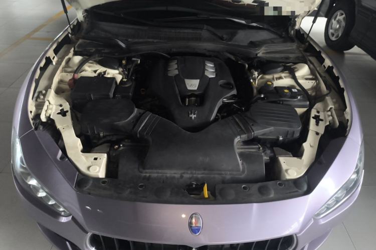 Used Maserati Ghibli 2014 3.0T Standard Edition Engine Bay