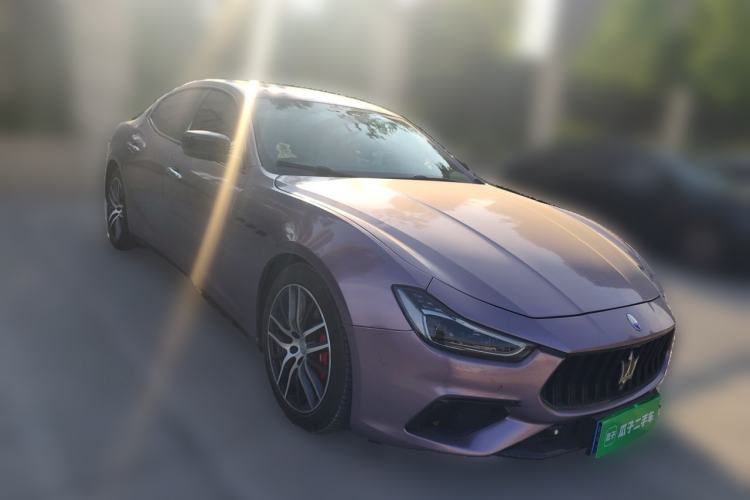 Used Maserati Ghibli 2014 3.0T Standard Edition Front Right 45 Deg