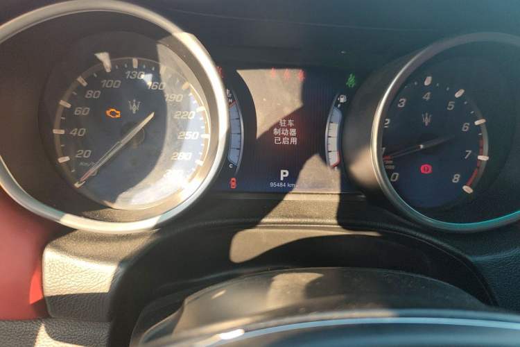 Used Maserati Ghibli 2014 3.0T Standard Edition Instrument Cluster