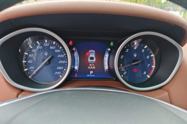 Used Maserati Ghibli 2014 3.0T Standard Edition Instrument Cluster