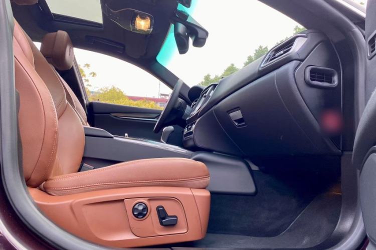 Used Maserati Ghibli 2014 3.0T Standard Edition Interior 2