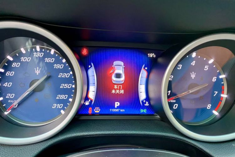 Used Maserati Ghibli 2014 3.0T Standard Edition Interior 3
