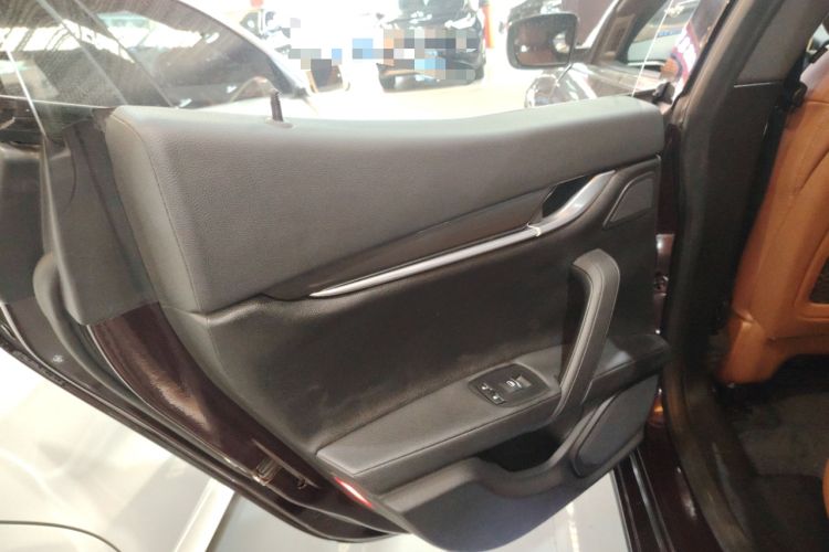 Used Maserati Ghibli 2014 3.0T Standard Edition Interior 8