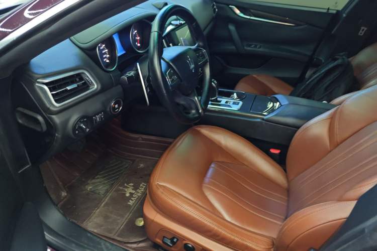 Used Maserati Ghibli 2014 3.0T Standard Edition Left Front Seat