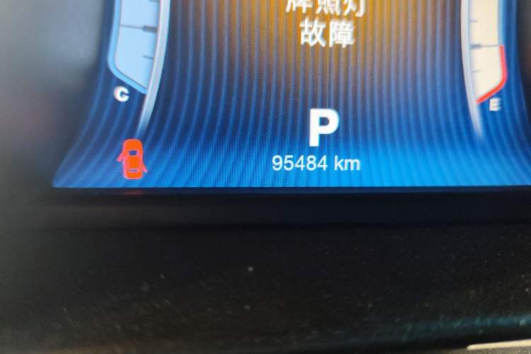 Used Maserati Ghibli 2014 3.0T Standard Edition Odometer Close Up