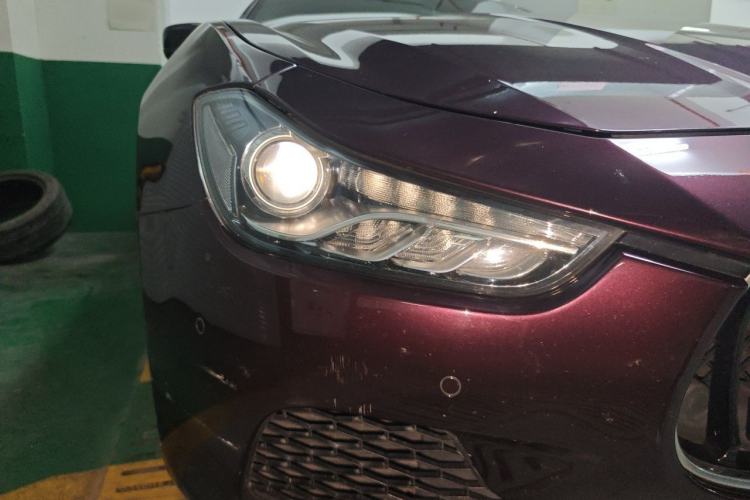Used Maserati Ghibli 2014 3.0T Standard Edition Right Front Headlight