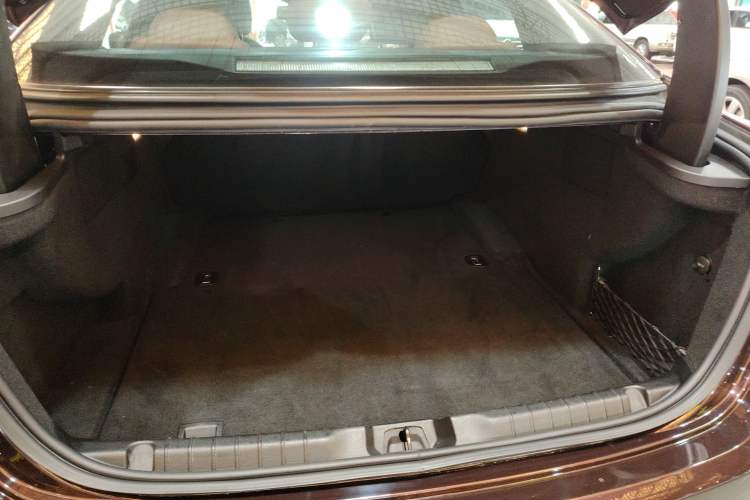 Used Maserati Ghibli 2014 3.0T Standard Edition Trunk