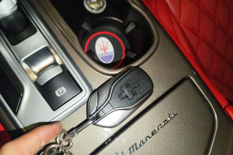 Used Maserati Ghibli 2014 3.0T Standard Edition Vehicle Key