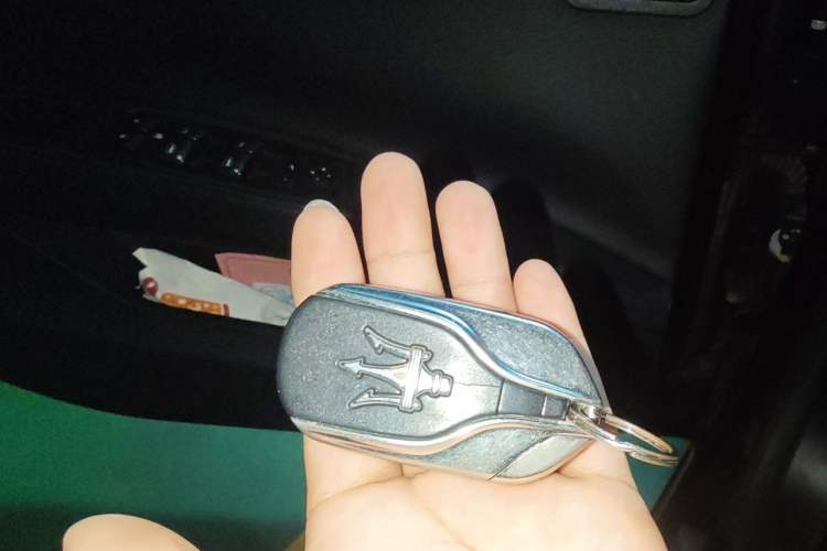 Used Maserati Ghibli 2014 3.0T Standard Edition Vehicle Key