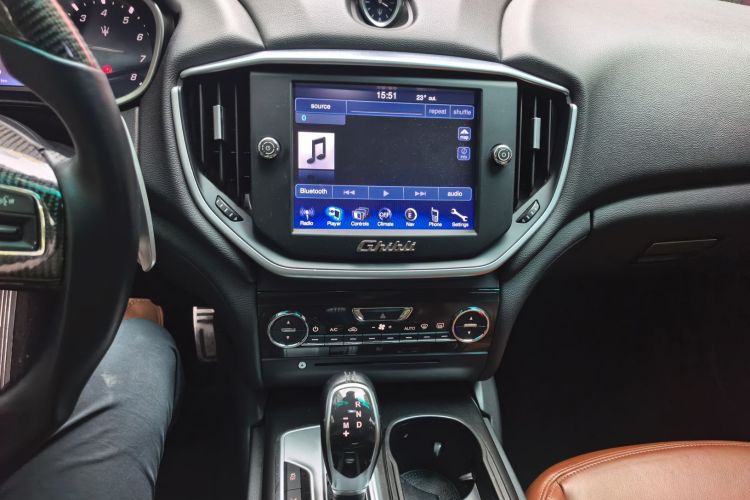Used Maserati Ghibli 2014 3.0T Standard Edition Audio And AC Panel