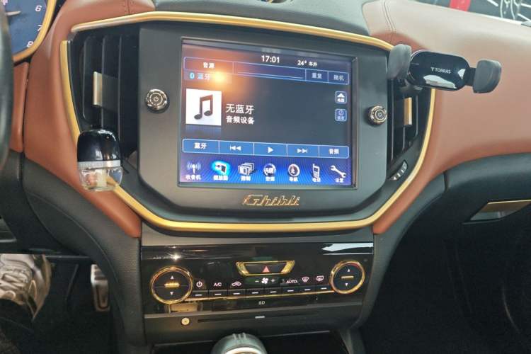 Used Maserati Ghibli 2014 3.0T S Audio And AC Panel