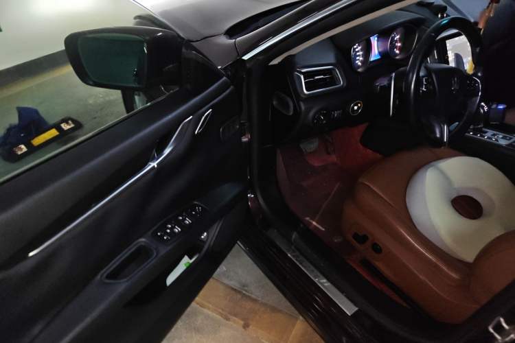 Used Maserati Ghibli 2014 3.0T Standard Edition Driver Seat