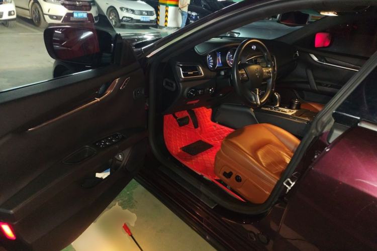 Used Maserati Ghibli 2014 3.0T Standard Edition Driver Seat