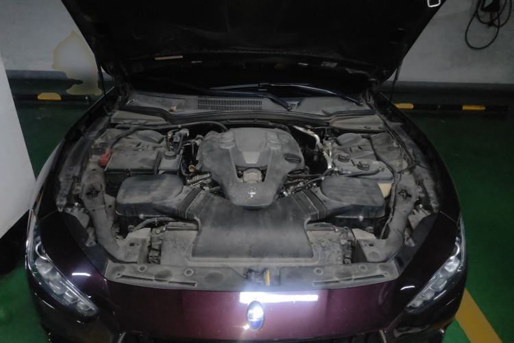 Used Maserati Ghibli 2014 3.0T Standard Edition Engine Bay