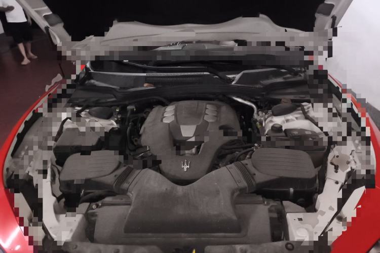 Used Maserati Ghibli 2014 3.0T Standard Edition Engine Bay