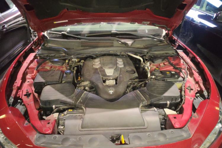 Used Maserati Ghibli 2014 3.0T Standard Edition Engine Bay