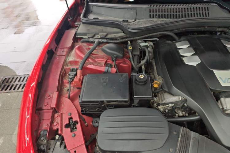 Used Maserati Ghibli 2014 3.0T S Engine Bay Right