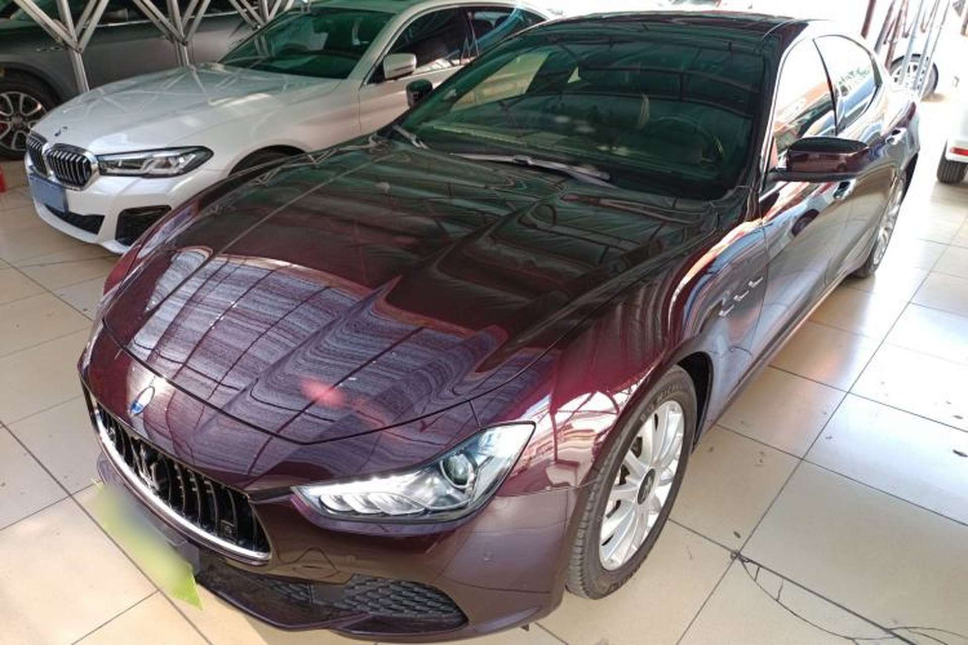 Used Maserati Ghibli 2014 3.0T Standard Edition Front Left 45 Deg