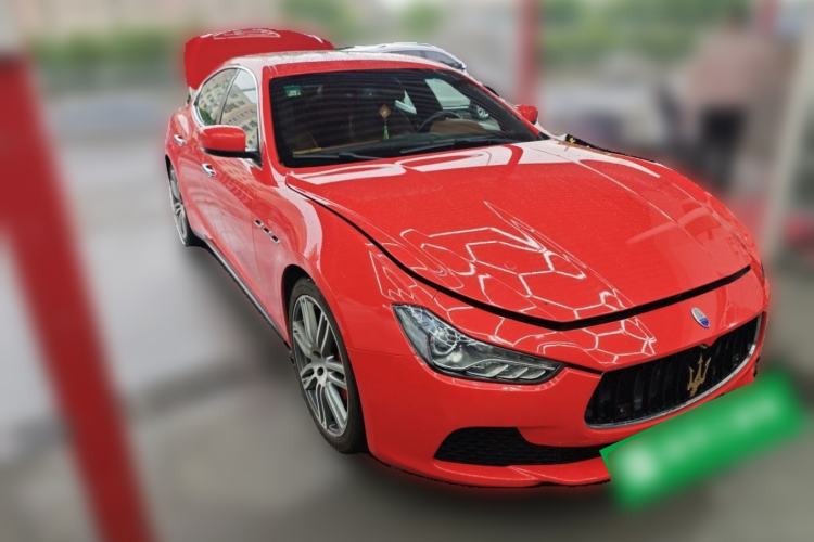 Used Maserati Ghibli 2014 3.0T S Front Right 45 Deg
