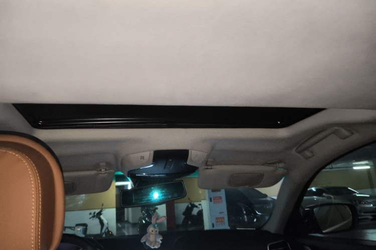 Used Maserati Ghibli 2014 3.0T Standard Edition Headliner