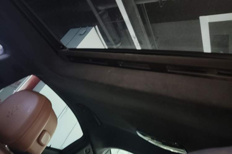 Used Maserati Ghibli 2014 3.0T Standard Edition Headliner