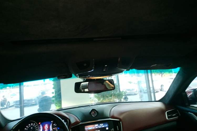Used Maserati Ghibli 2014 3.0T Standard Edition Headliner