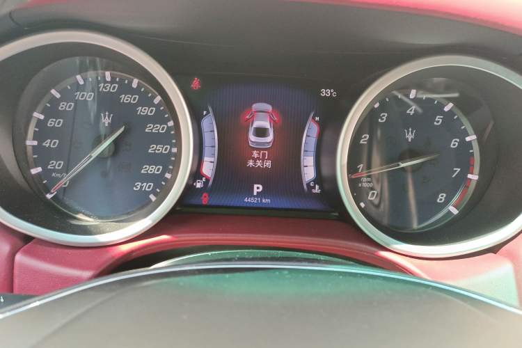 Used Maserati Ghibli 2014 3.0T Standard Edition Instrument Cluster