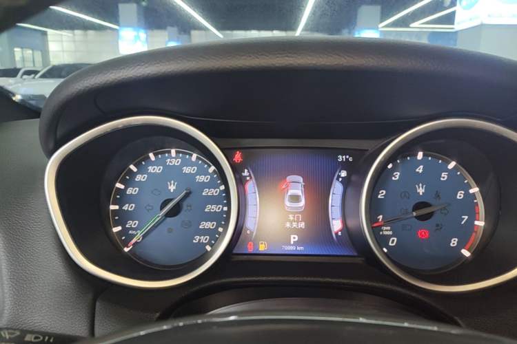 Used Maserati Ghibli 2014 3.0T Standard Edition Instrument Cluster
