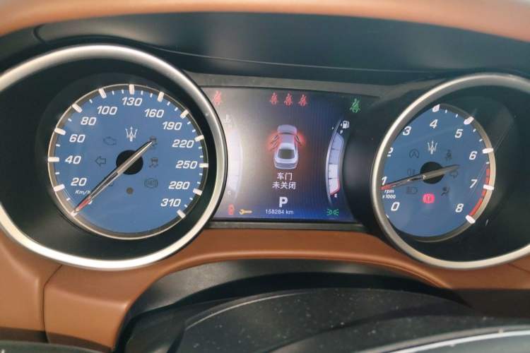 Used Maserati Ghibli 2014 3.0T Standard Edition Instrument Cluster