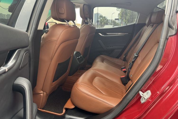 Used Maserati Ghibli 2014 3.0T Standard Edition Interior 2