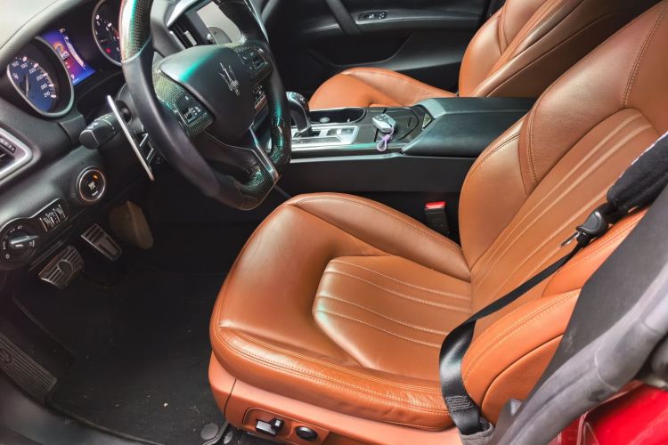 Used Maserati Ghibli 2014 3.0T Standard Edition Left Front Seat