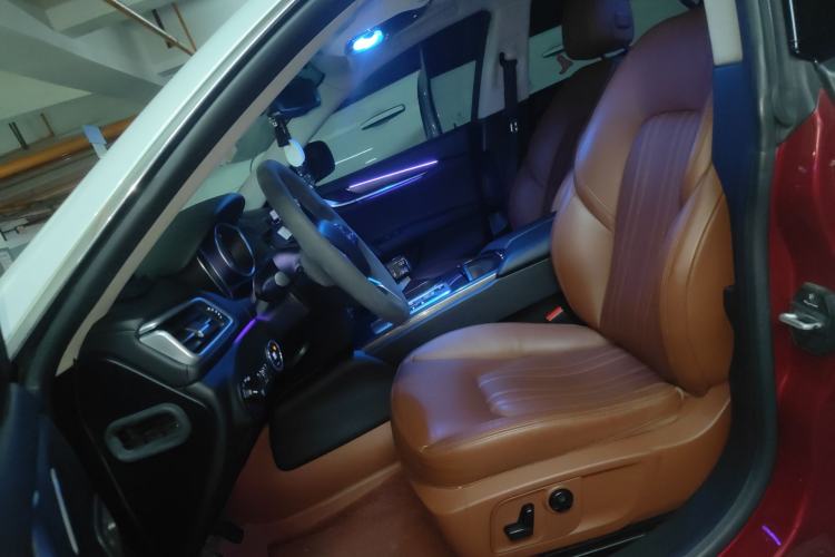 Used Maserati Ghibli 2014 3.0T Standard Edition Left Front Seat