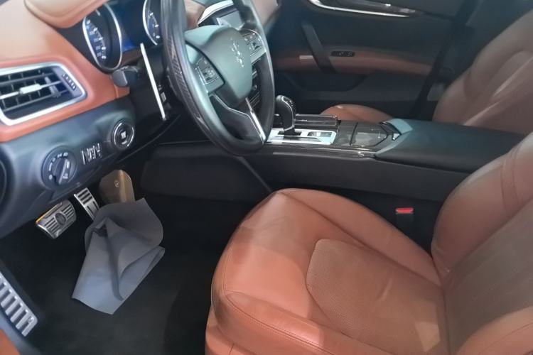 Used Maserati Ghibli 2014 3.0T Standard Edition Left Front Seat