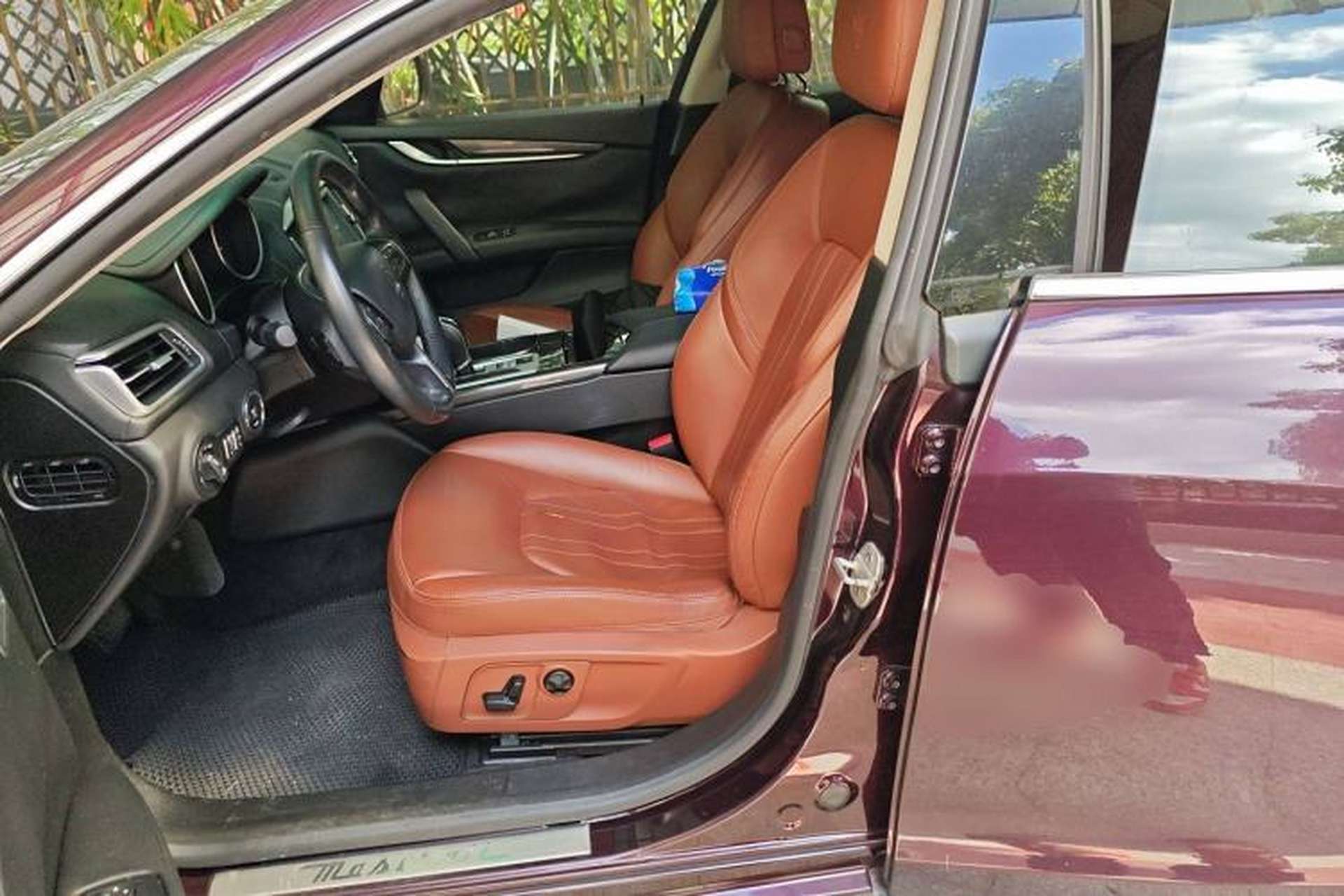 Used Maserati Ghibli 2014 3.0T Standard Edition Left Front Seat
