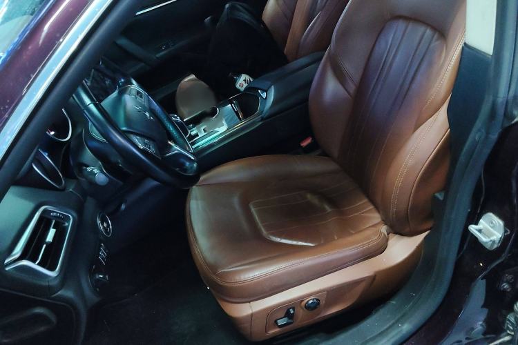 Used Maserati Ghibli 2014 3.0T Standard Edition Left Front Seat