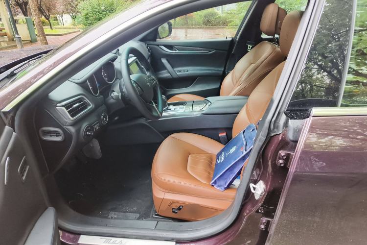 Used Maserati Ghibli 2014 3.0T Standard Edition Left Front Seat