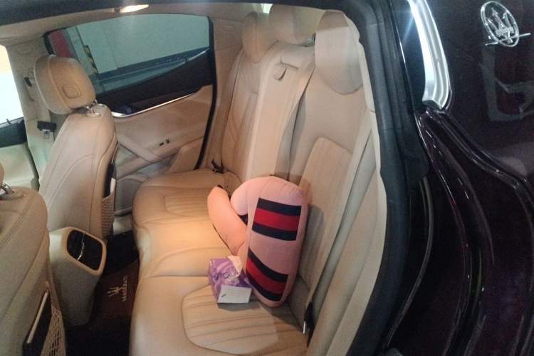 Used Maserati Ghibli 2014 3.0T Standard Edition Left Rear Seat