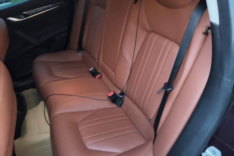 Used Maserati Ghibli 2014 3.0T Standard Edition Left Rear Seat