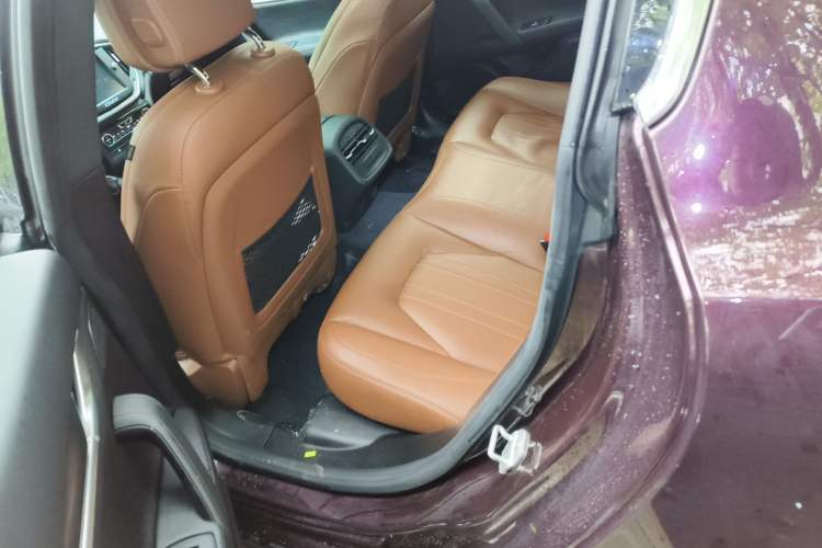 Used Maserati Ghibli 2014 3.0T Standard Edition Left Rear Seat