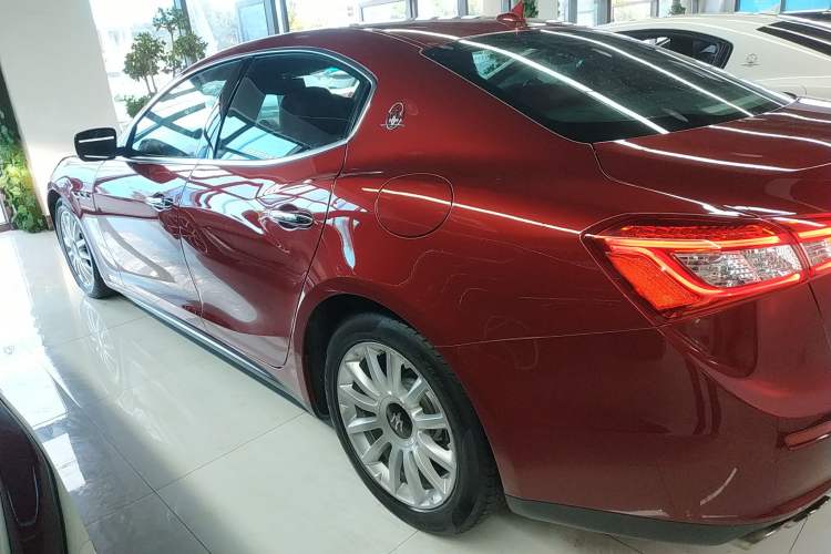 Used Maserati Ghibli 2014 3.0T Standard Edition Left Side