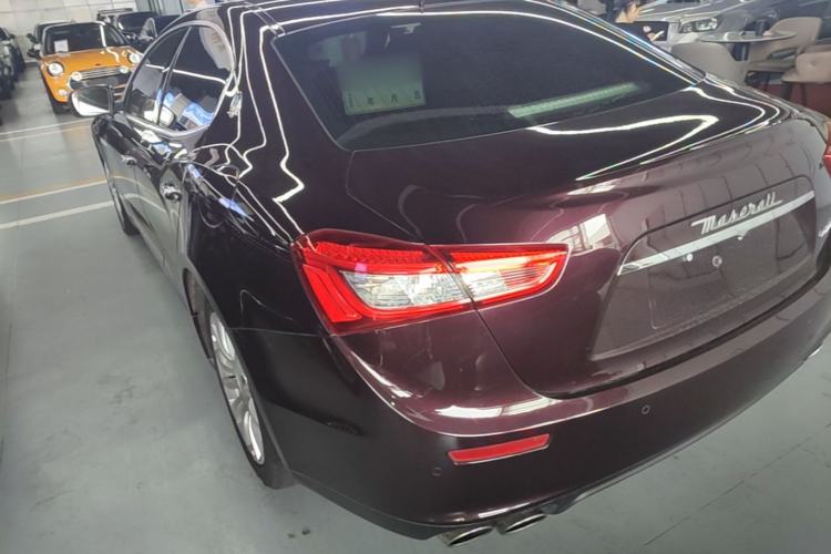 Used Maserati Ghibli 2014 3.0T Standard Edition Rear Left 45 Deg