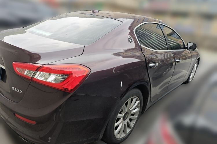 Used Maserati Ghibli 2014 3.0T Standard Edition Rear Right 45 Deg