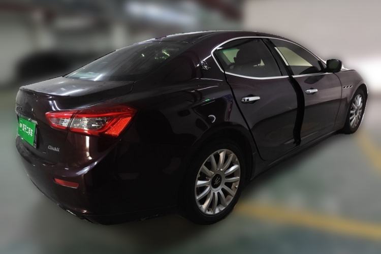 Used Maserati Ghibli 2014 3.0T Standard Edition Rear Right 45 Deg