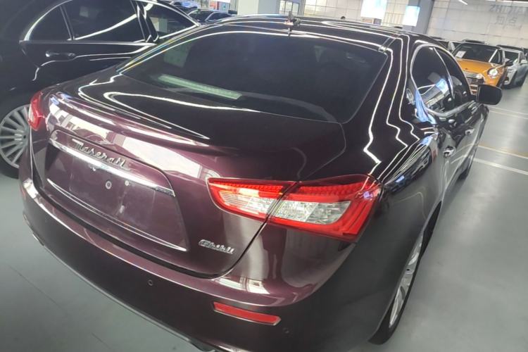 Used Maserati Ghibli 2014 3.0T Standard Edition Rear Right 45 Deg
